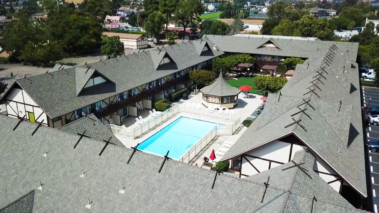 Pea Soup Andersen'S Inn Буэллтон Экстерьер фото